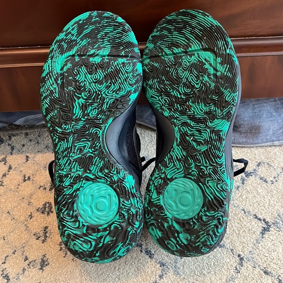 Nike KD Navy Sneakers, Size 8 - Picture 3 of 6